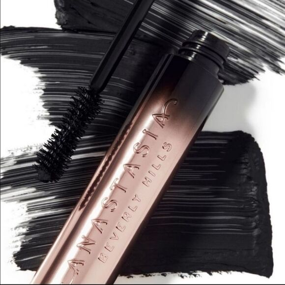 Anastasia Beverly Hills Lash Brag Volumizing Mascara - Picture 6 of 7